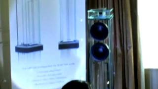 Waterfall showcase Niagara speakers (CES 2009)